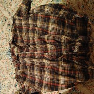 Long sleeve Levi's flannel. XL